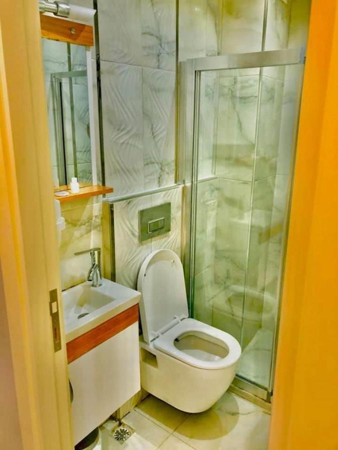 Crowned Plus Hotel イスタンブール エクステリア 写真