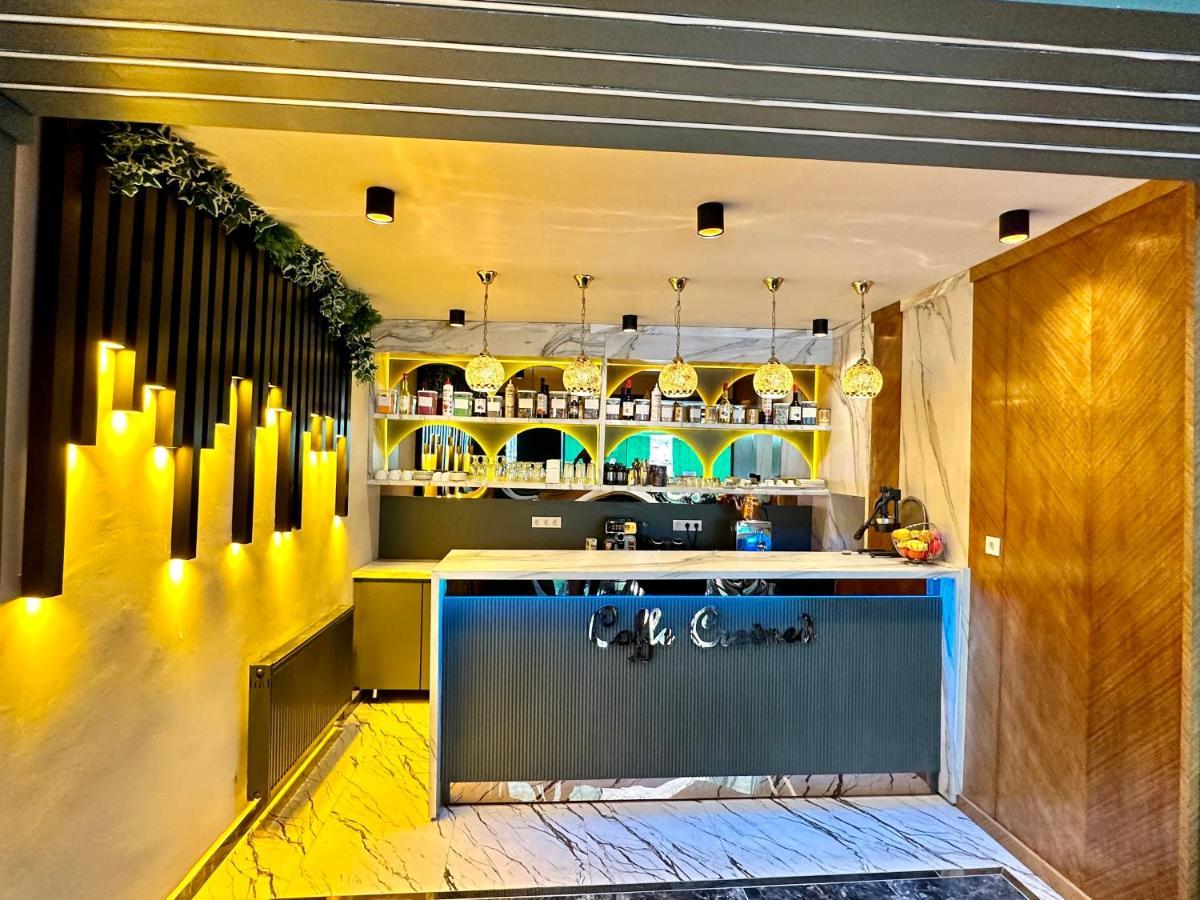 Crowned Plus Hotel イスタンブール エクステリア 写真