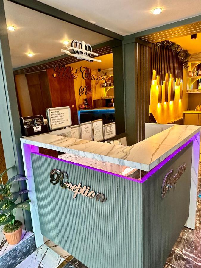 Crowned Plus Hotel イスタンブール エクステリア 写真
