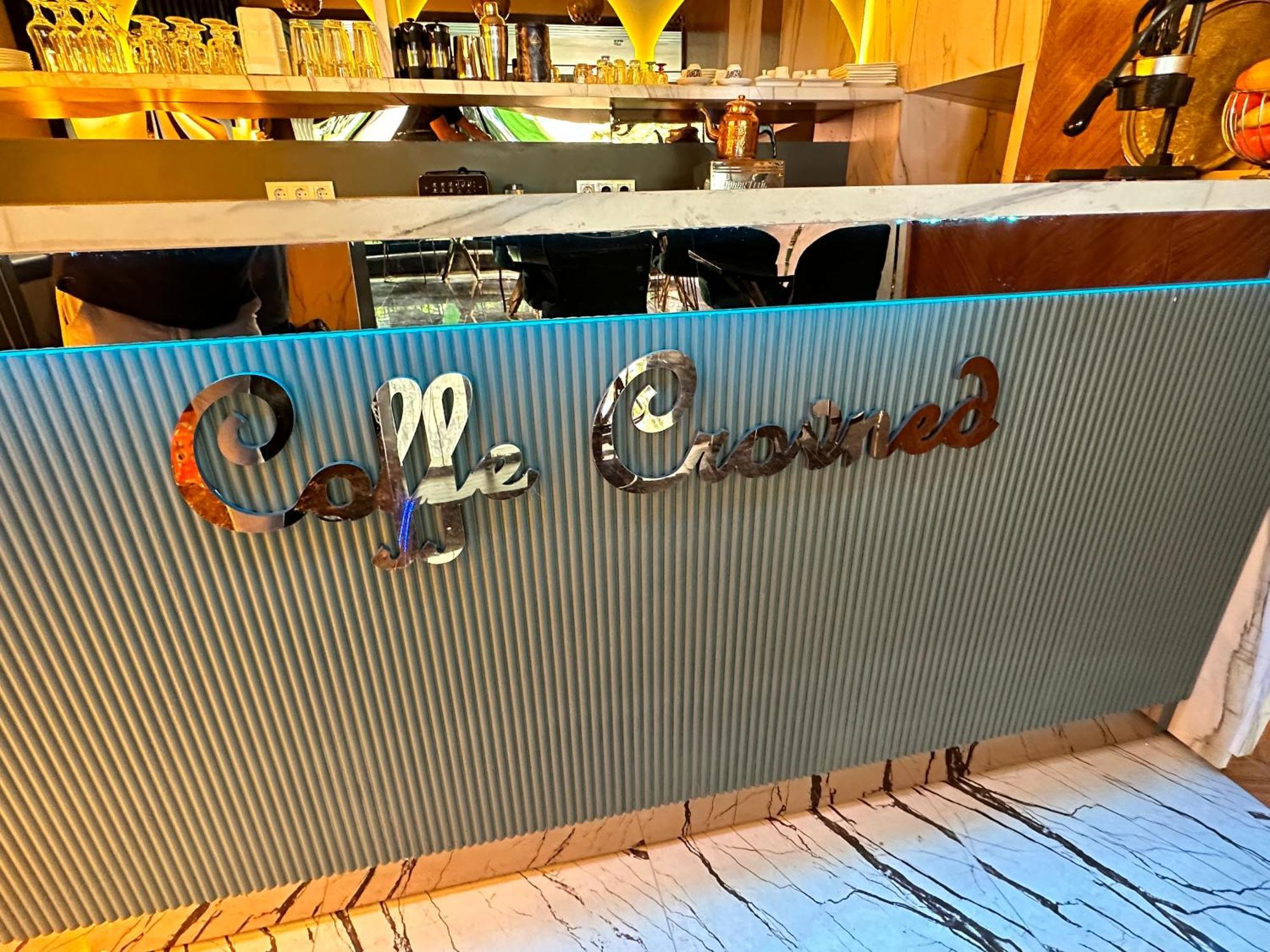 Crowned Plus Hotel イスタンブール エクステリア 写真